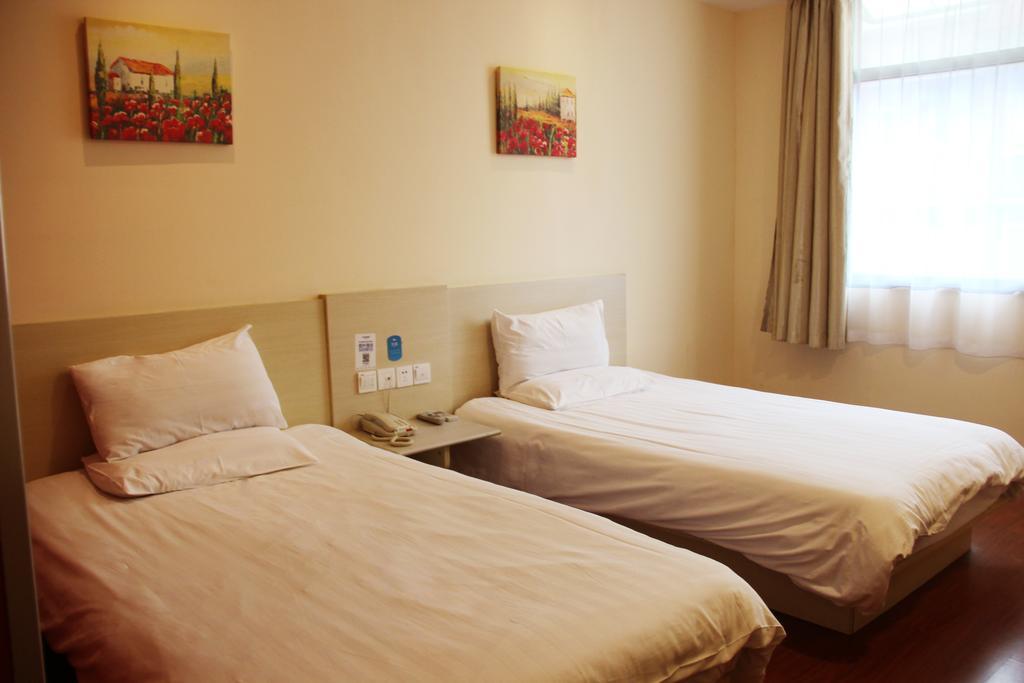 Hanting Express Shenyang Longemont Square Quarto foto